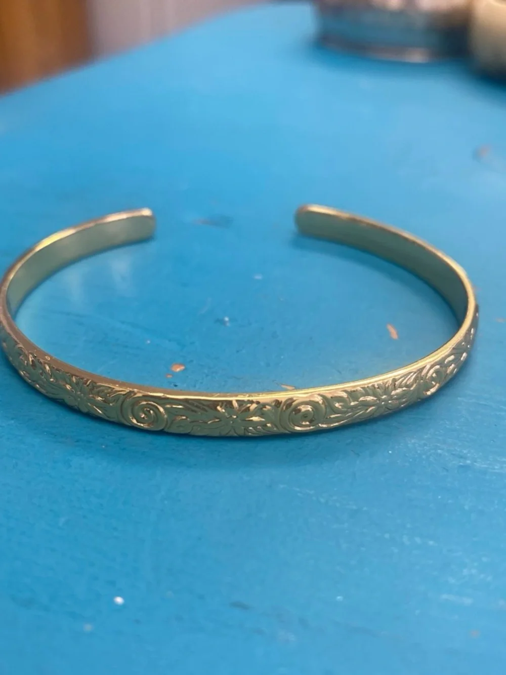 Gold tone Floral Engraved Bangle Bracelet